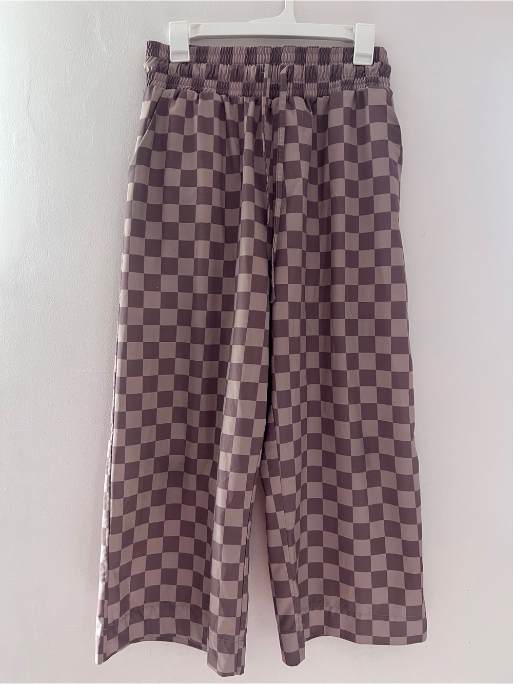 ALBION FIT Checkerboard Wide-Leg Pull-On Pants in Taupe and Light Brown
